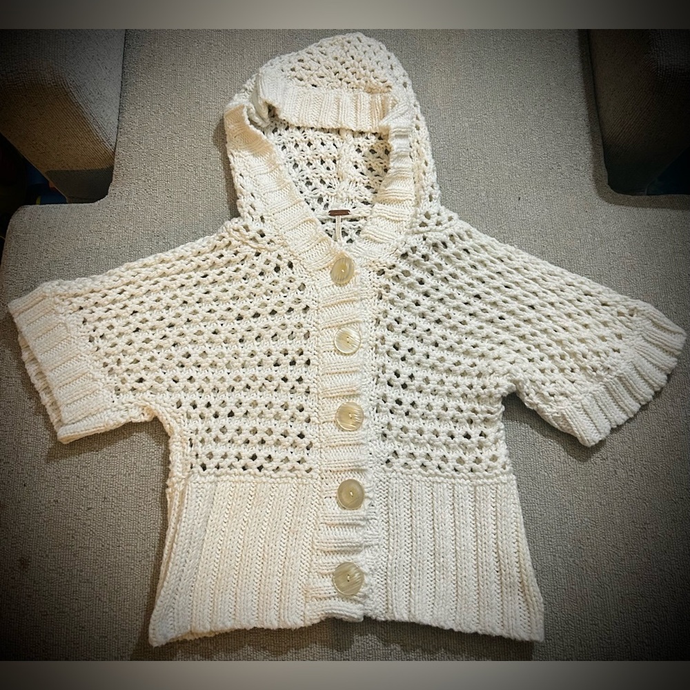 Free People Ivory Chunky Knit Short Sleeved Hooded Button Up Cropped Cardigan